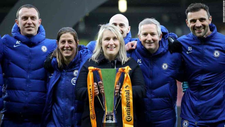 Women's football needs more female managers - Hayes